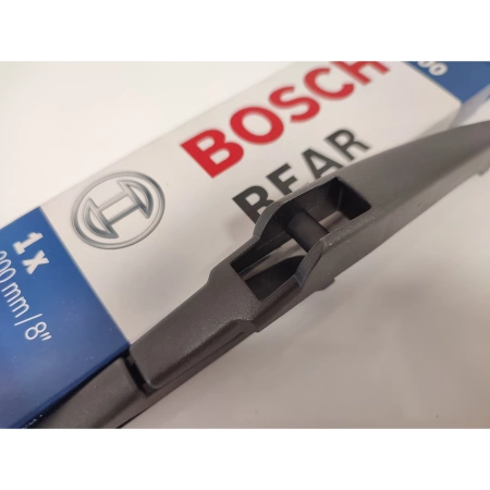 Wycieraczka Tylna Bosch do Toyota Urban Cruiser (01.2009-12.2016)